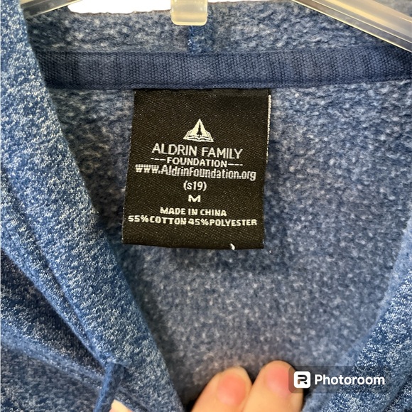 NASA Men’s Hoodie - Picture 6 of 7